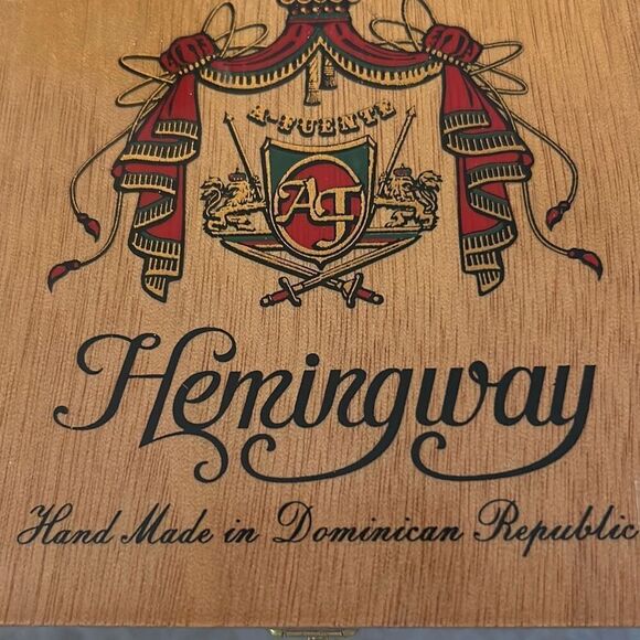 Hemingway Wooden Cigar Box - Picture 2 of 8